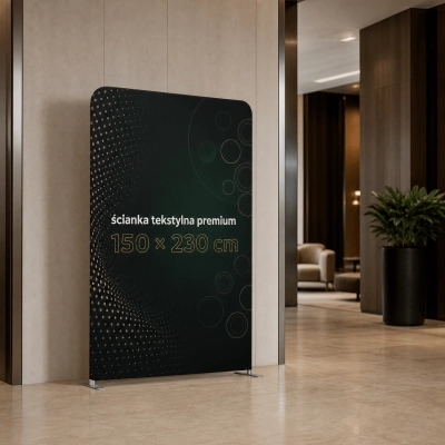 Ścianka Premium 150 × 230 cm na stoisku targowym